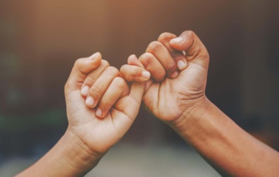 Kada būti sąžiningam su partneriu, o kada tinka baltas melas